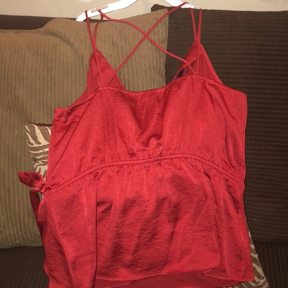 Brand new top from Express - Picture 3 of 5
